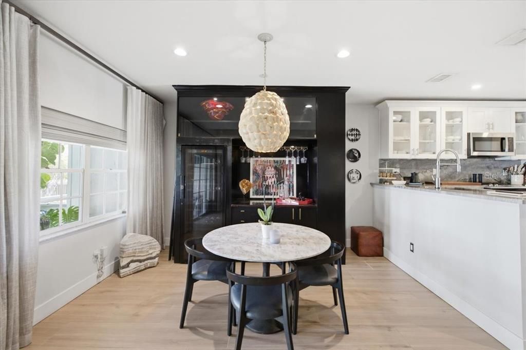 For Sale: $579,900 (3 beds, 2 baths, 1564 Square Feet)