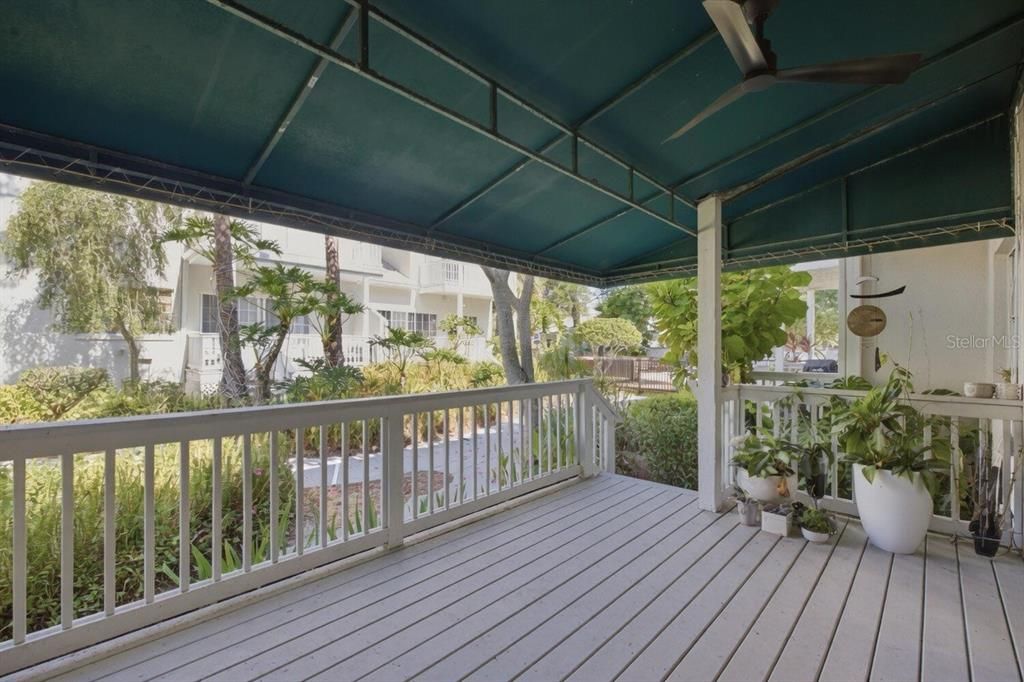 For Sale: $579,900 (3 beds, 2 baths, 1564 Square Feet)