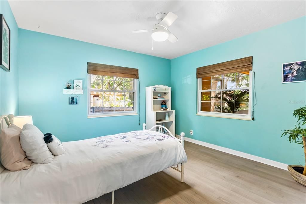 En Venta: $1,195,000 (3 camas, 3 baños, 2207 Pies cuadrados)