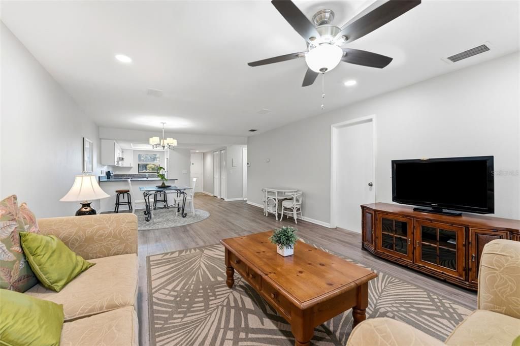 For Rent: $1,750 (2 beds, 2 baths, 1090 Square Feet)
