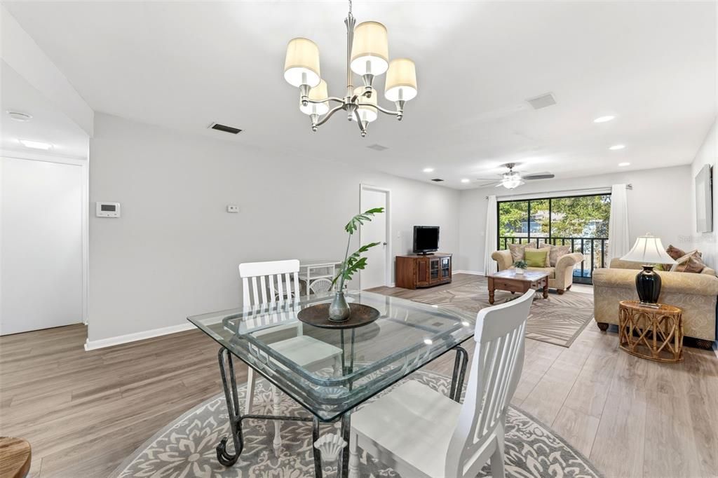 For Rent: $1,750 (2 beds, 2 baths, 1090 Square Feet)