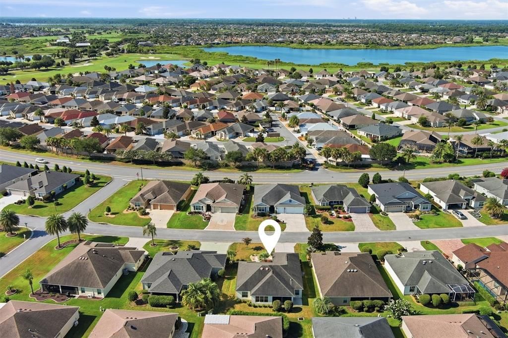На продажу: $374,900 (3 спален, 2 ванн, 1559 Квадратных фут)