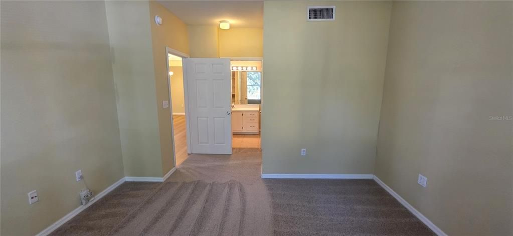 For Rent: $1,600 (2 beds, 2 baths, 1164 Square Feet)