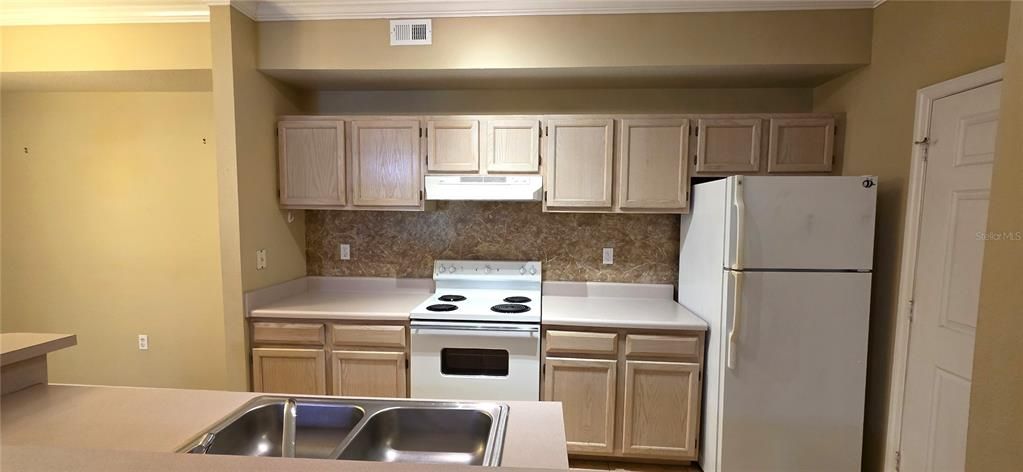 For Rent: $1,600 (2 beds, 2 baths, 1164 Square Feet)