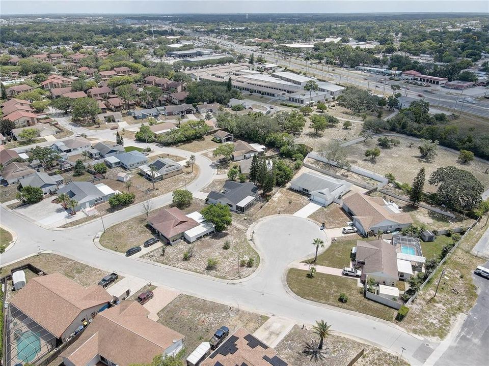 На продажу: $305,000 (2 спален, 2 ванн, 1334 Квадратных фут)