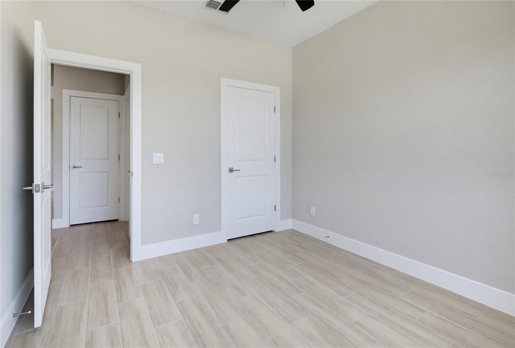 For Rent: $1,675 (3 beds, 2 baths, 1287 Square Feet)