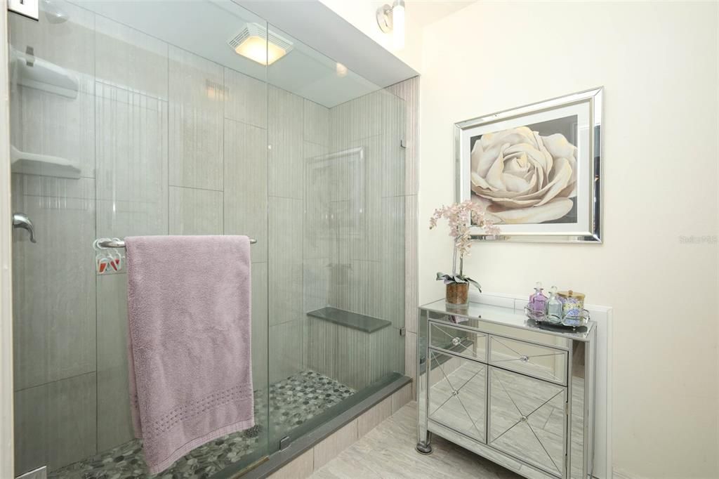 En Venta: $285,000 (2 camas, 2 baños, 1495 Pies cuadrados)