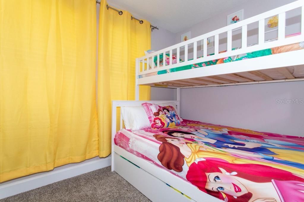 В аренду: $2,800 (3 спален, 2 ванн, 1591 Квадратных фут)