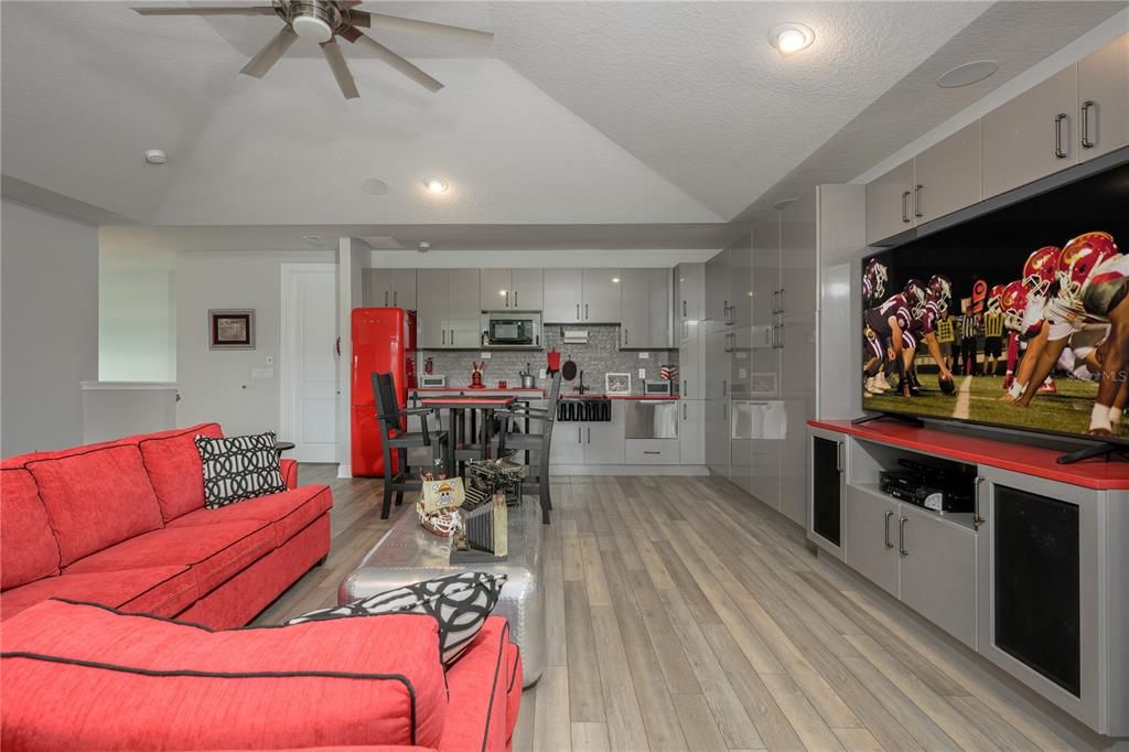En Venta: $3,750,000 (4 camas, 3 baños, 5547 Pies cuadrados)