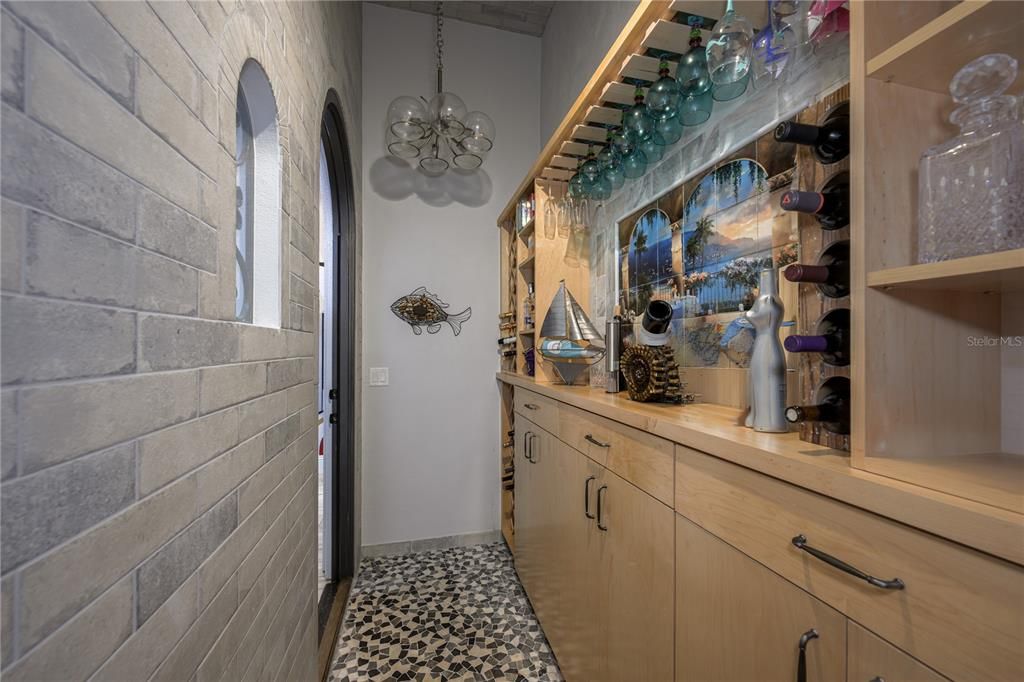 En Venta: $3,750,000 (4 camas, 3 baños, 5547 Pies cuadrados)
