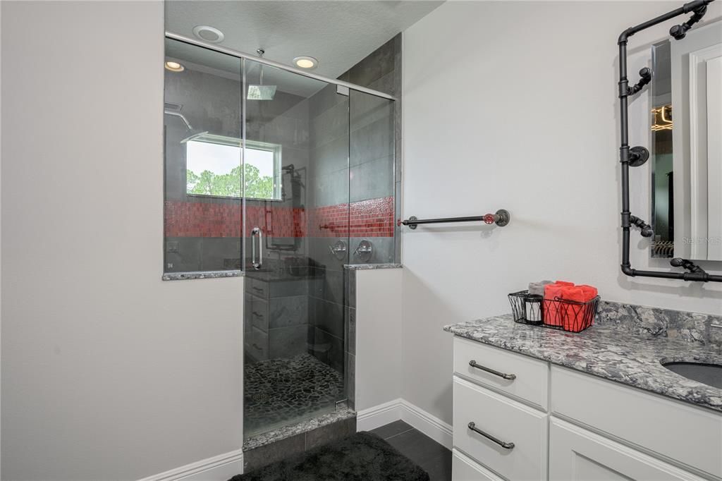 En Venta: $3,750,000 (4 camas, 3 baños, 5547 Pies cuadrados)