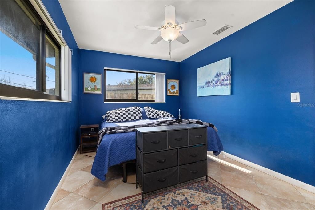 For Sale: $265,000 (3 beds, 2 baths, 1321 Square Feet)