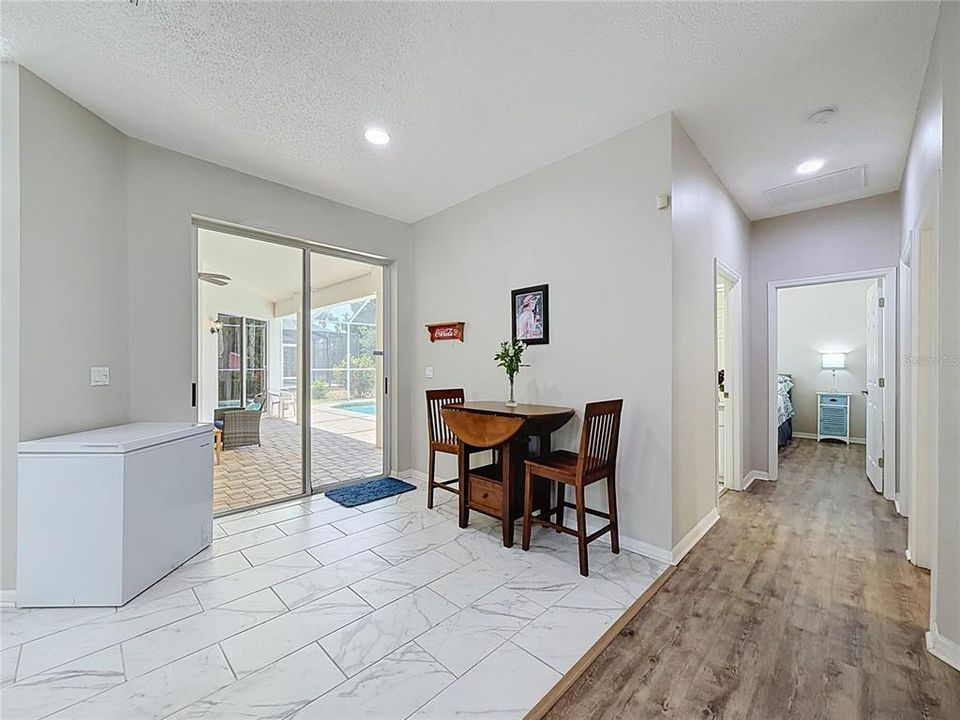 En Venta: $485,000 (4 camas, 2 baños, 2547 Pies cuadrados)