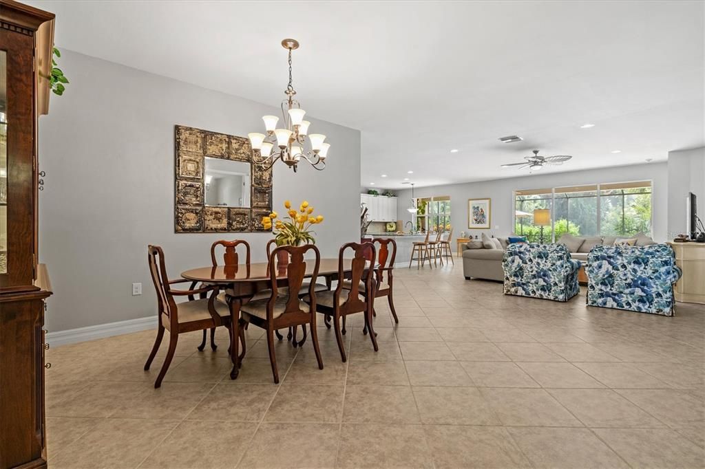 For Sale: $750,000 (3 beds, 3 baths, 2382 Square Feet)