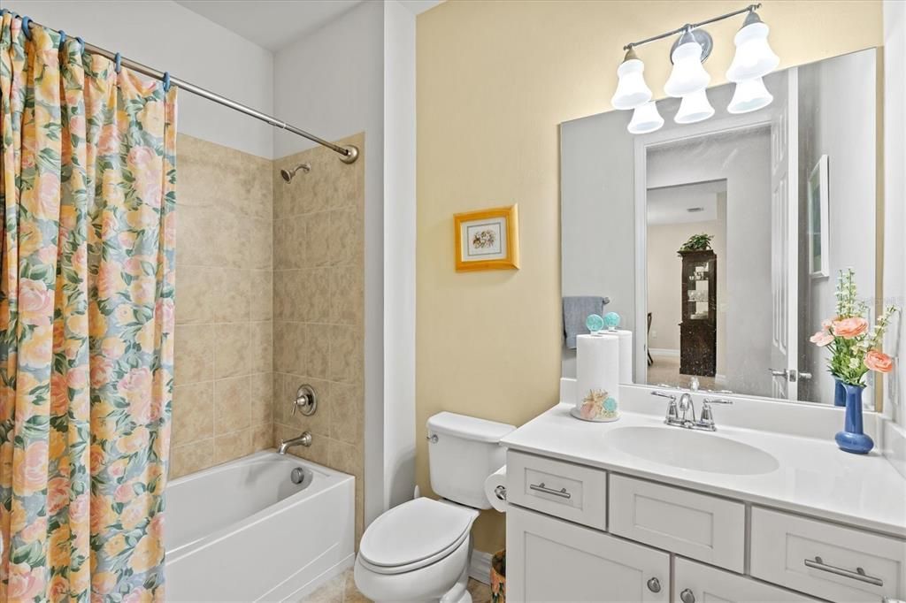 For Sale: $750,000 (3 beds, 3 baths, 2382 Square Feet)