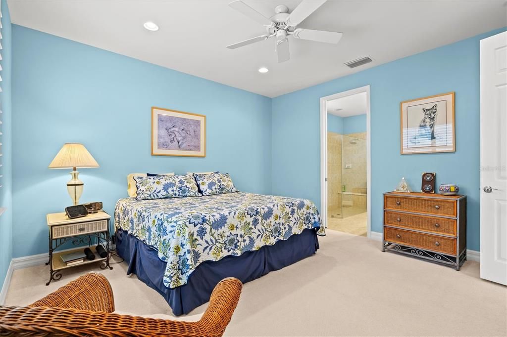 For Sale: $750,000 (3 beds, 3 baths, 2382 Square Feet)