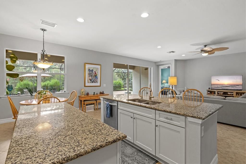 For Sale: $750,000 (3 beds, 3 baths, 2382 Square Feet)