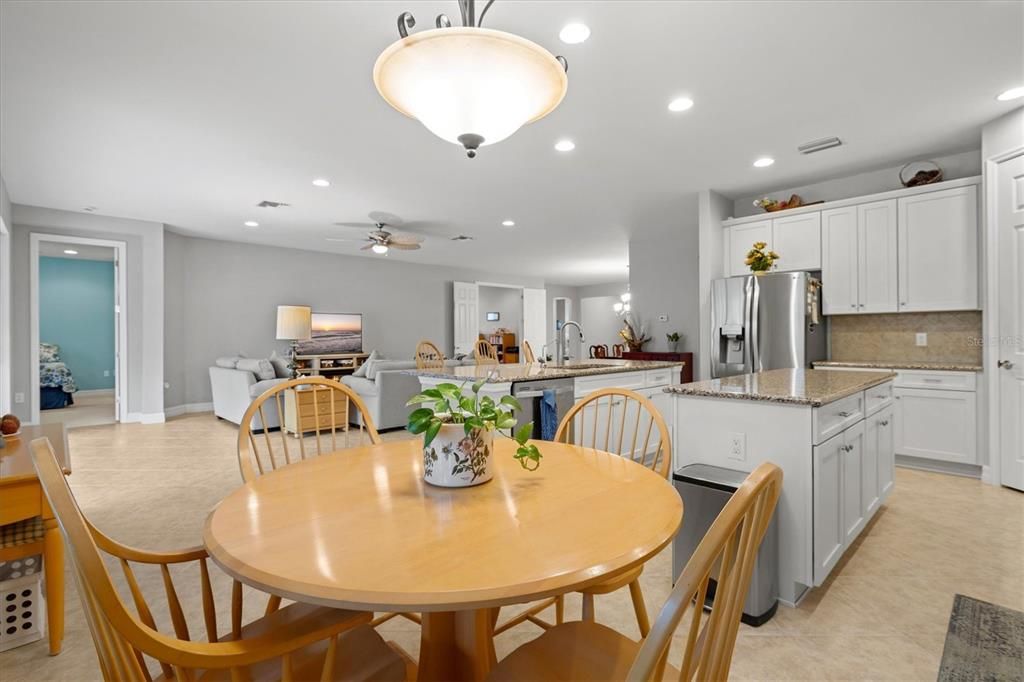 For Sale: $750,000 (3 beds, 3 baths, 2382 Square Feet)