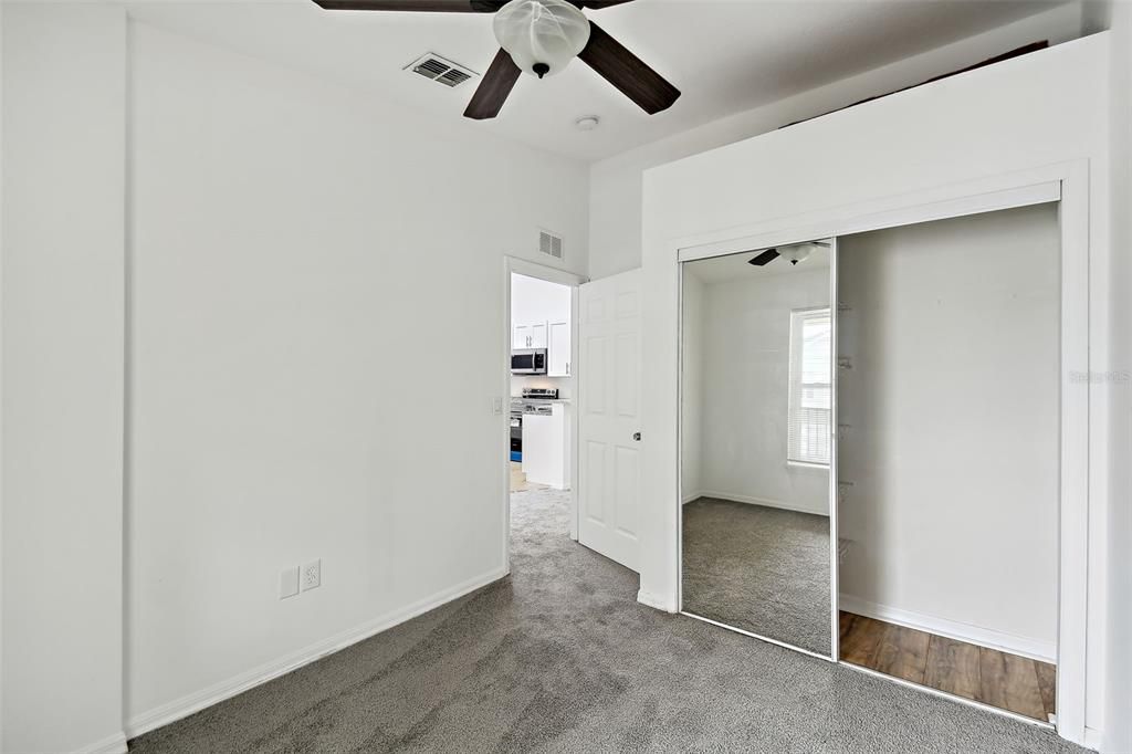 For Rent: $1,700 (3 beds, 2 baths, 1222 Square Feet)