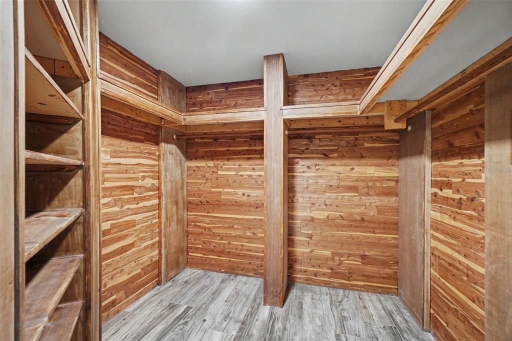 На продажу: $629,900 (3 спален, 2 ванн, 2054 Квадратных фут)