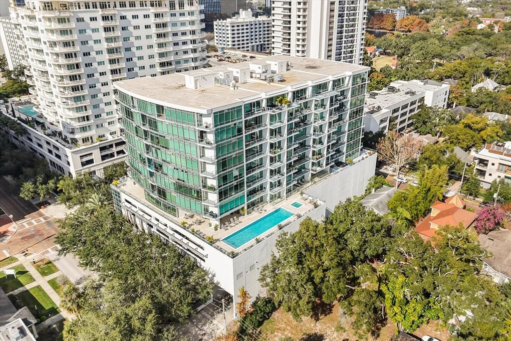 For Rent: $2,875 (2 beds, 2 baths, 1198 Square Feet)