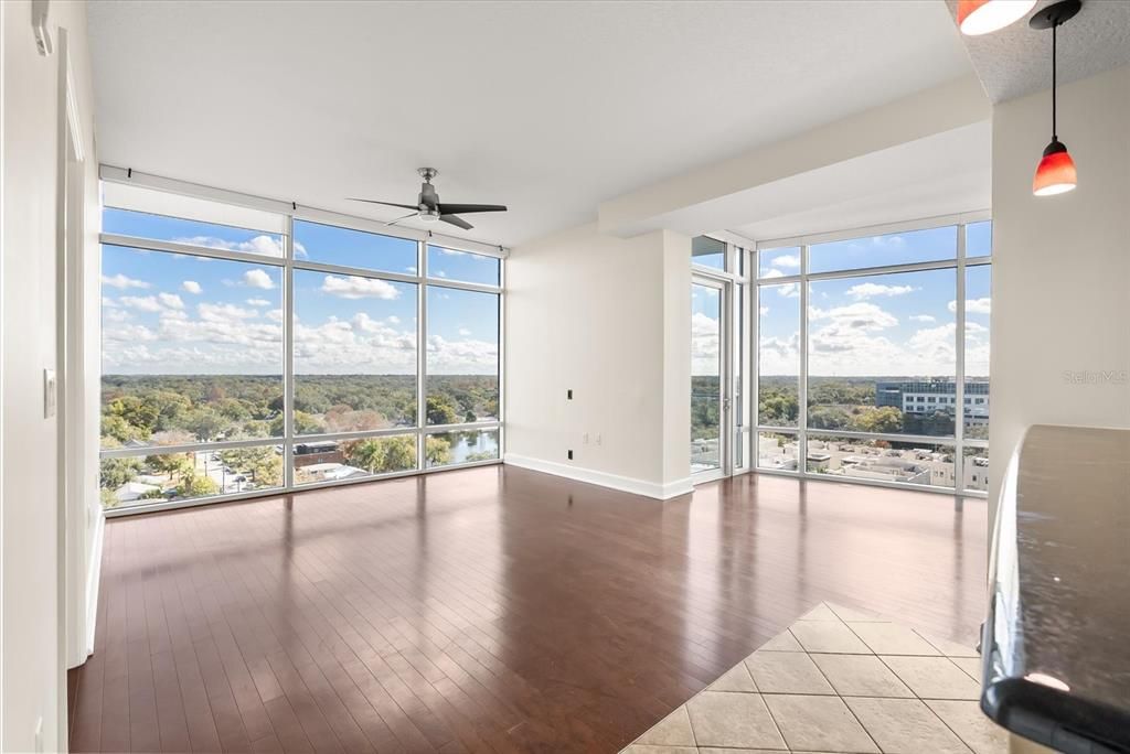 For Rent: $2,875 (2 beds, 2 baths, 1198 Square Feet)
