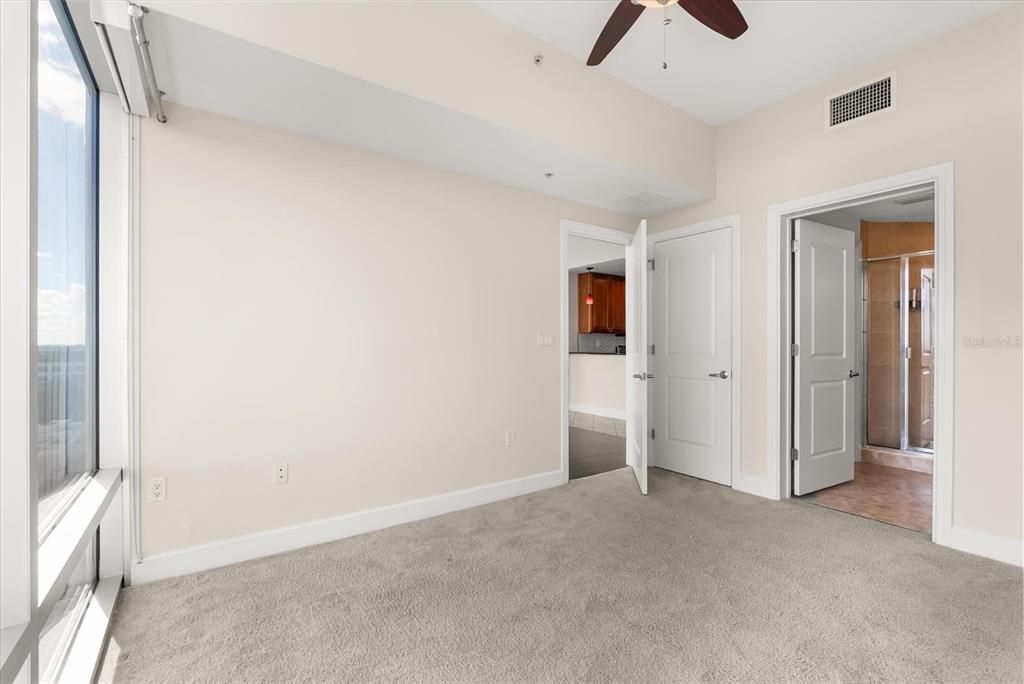 For Rent: $2,875 (2 beds, 2 baths, 1198 Square Feet)