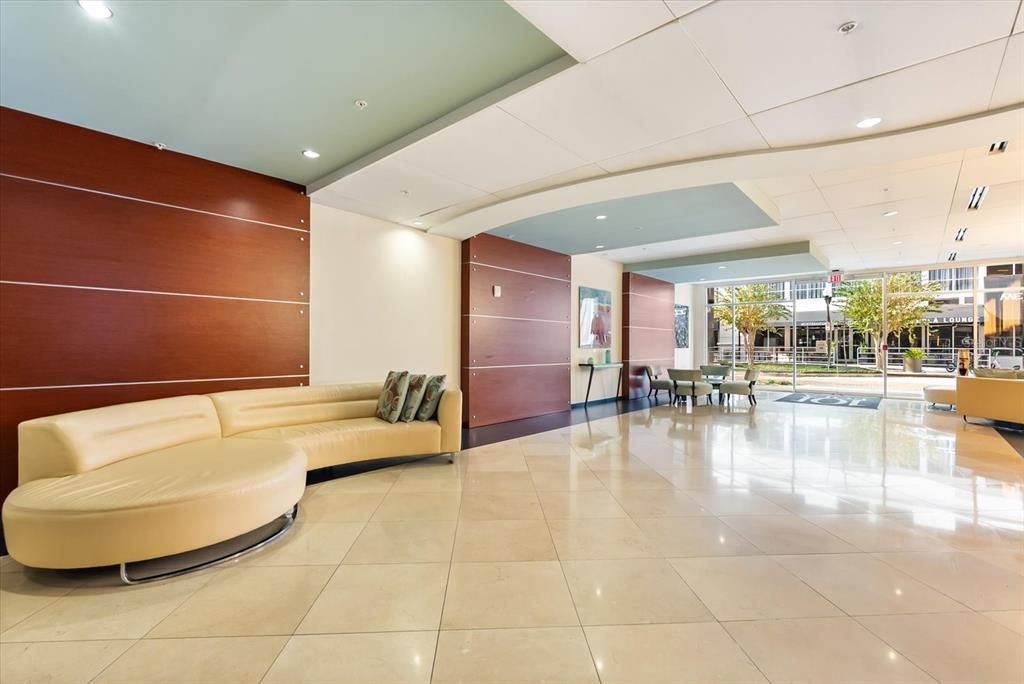 For Rent: $2,875 (2 beds, 2 baths, 1198 Square Feet)
