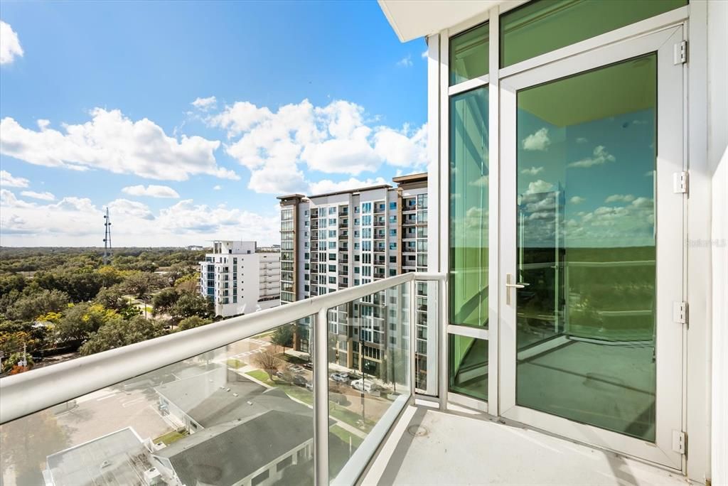 For Rent: $2,875 (2 beds, 2 baths, 1198 Square Feet)