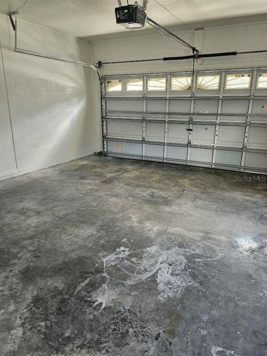 En Venta: $357,900 (4 camas, 2 baños, 2040 Pies cuadrados)