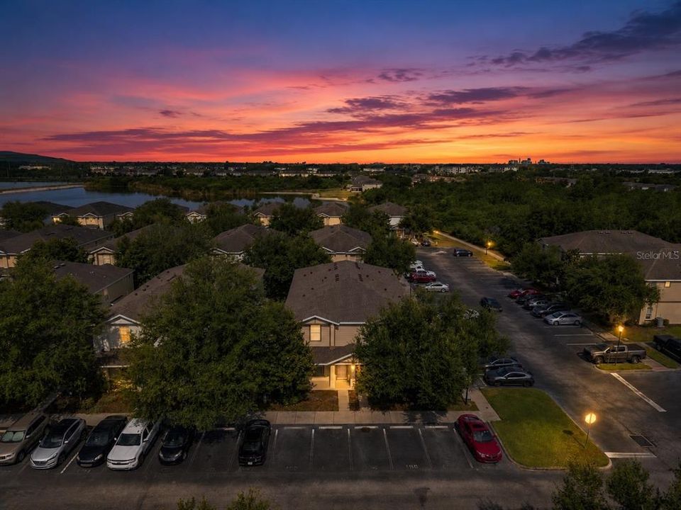 For Sale: $220,000 (2 beds, 2 baths, 1280 Square Feet)
