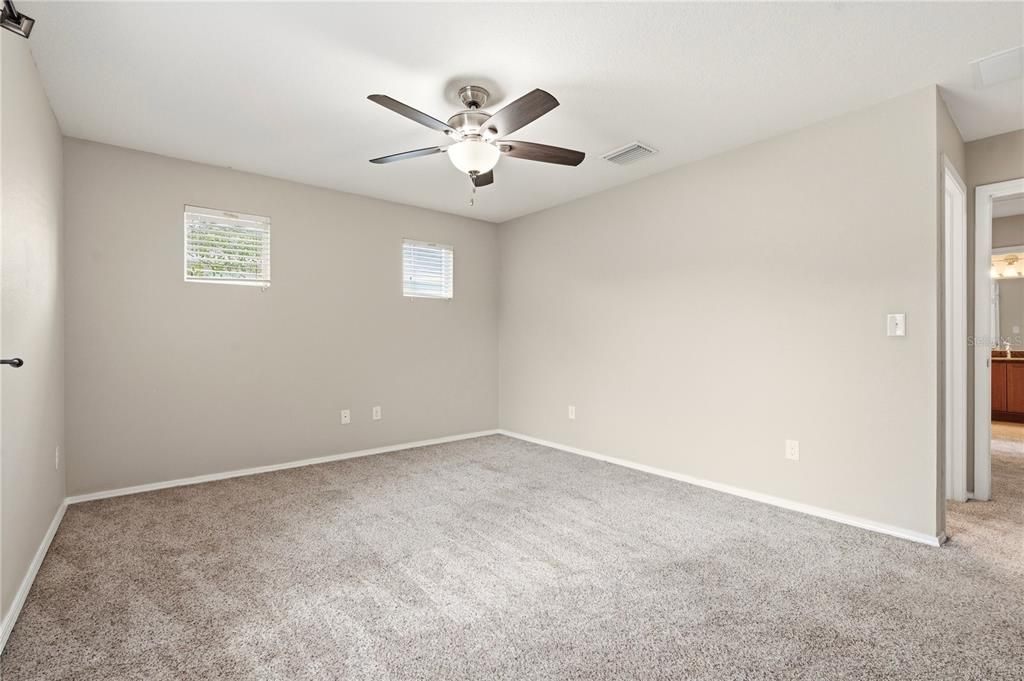 For Sale: $220,000 (2 beds, 2 baths, 1280 Square Feet)