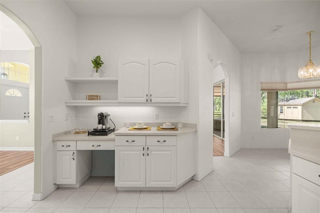 For Sale: $504,999 (4 beds, 2 baths, 2504 Square Feet)