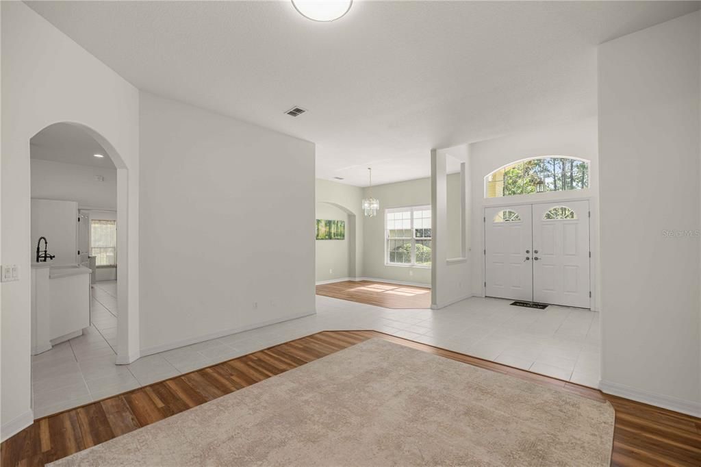 For Sale: $504,999 (4 beds, 2 baths, 2504 Square Feet)