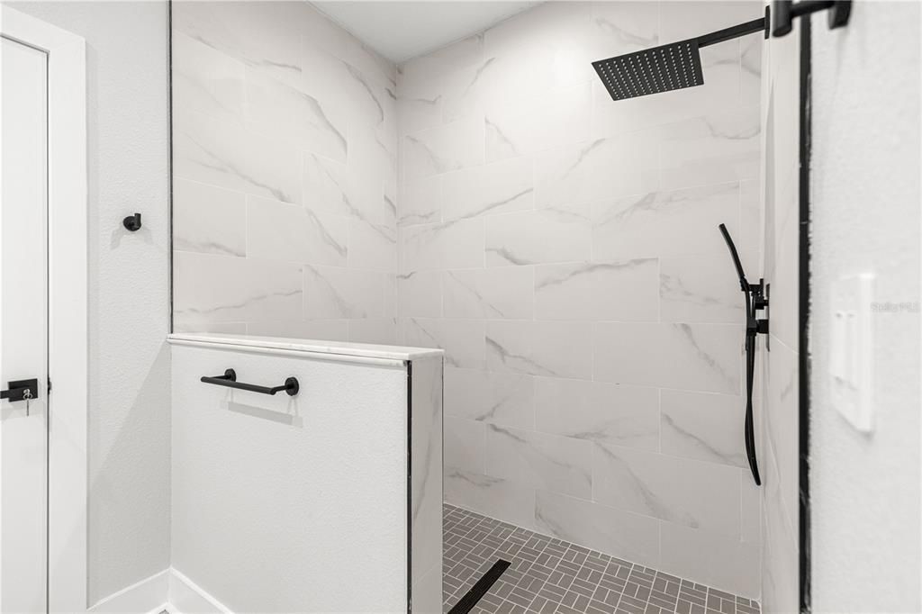 For Rent: $2,150 (3 beds, 2 baths, 1648 Square Feet)