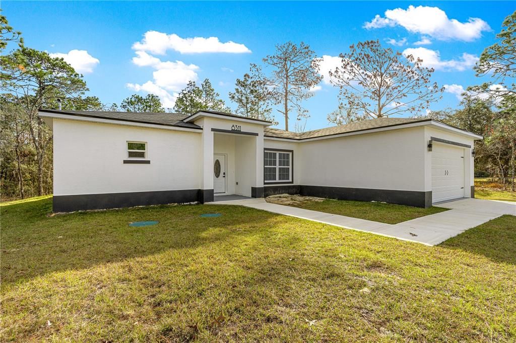 For Rent: $2,150 (3 beds, 2 baths, 1648 Square Feet)