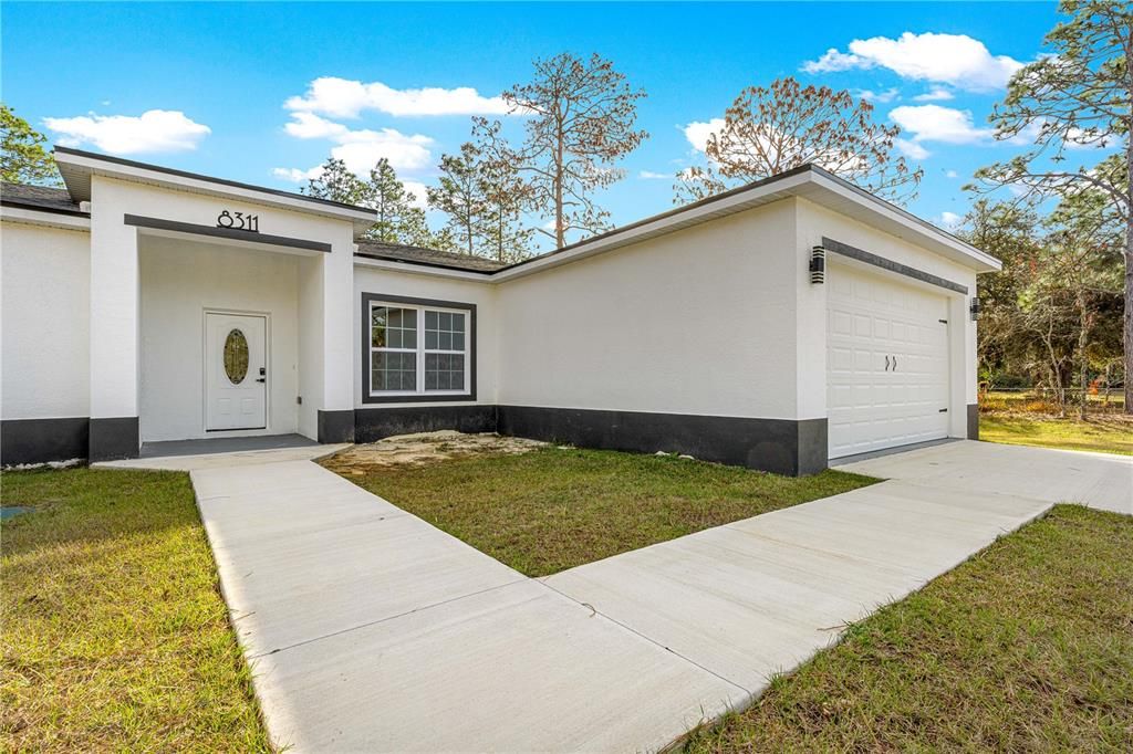 For Rent: $2,150 (3 beds, 2 baths, 1648 Square Feet)