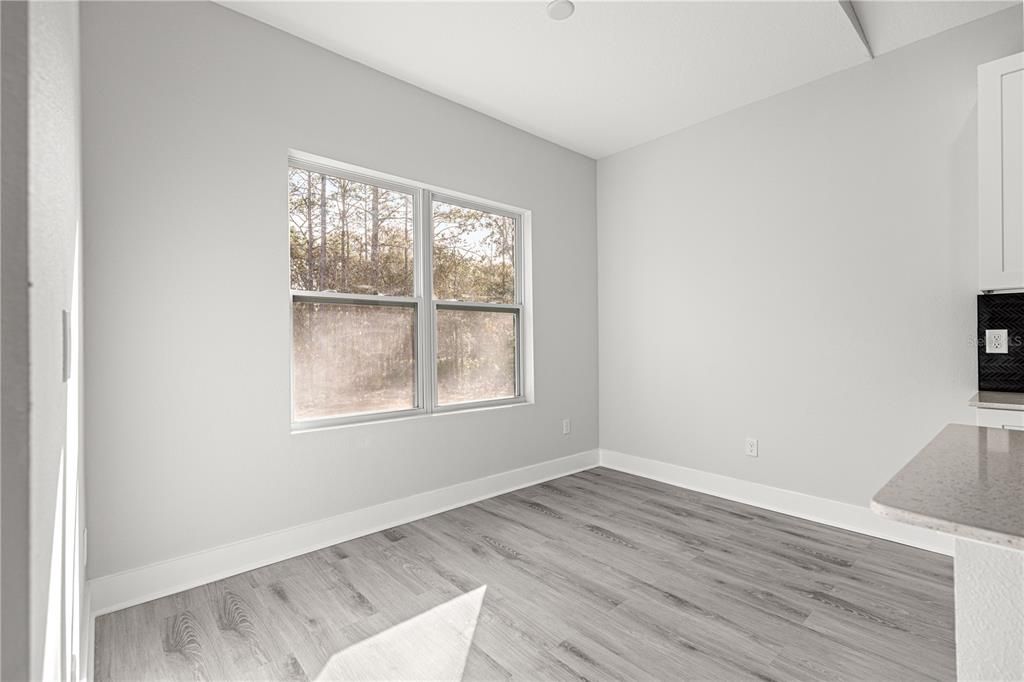 For Rent: $2,150 (3 beds, 2 baths, 1648 Square Feet)
