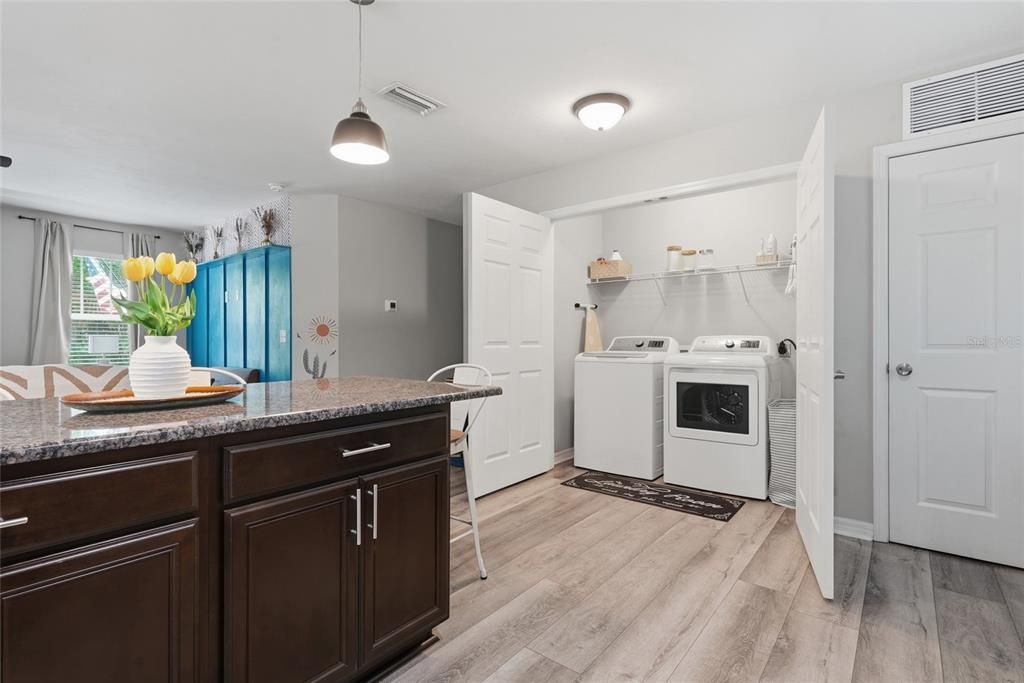 For Sale: $330,000 (3 beds, 2 baths, 1200 Square Feet)