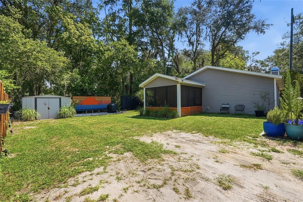 For Sale: $330,000 (3 beds, 2 baths, 1200 Square Feet)