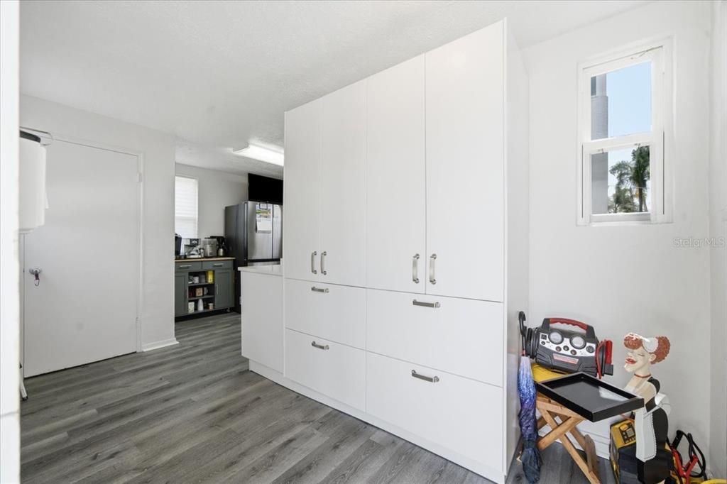 На продажу: $950,000 (3 спален, 2 ванн, 2162 Квадратных фут)