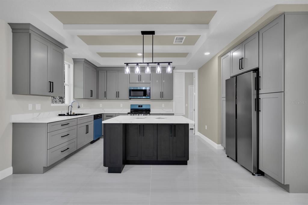 На продажу: $489,900 (3 спален, 2 ванн, 1723 Квадратных фут)