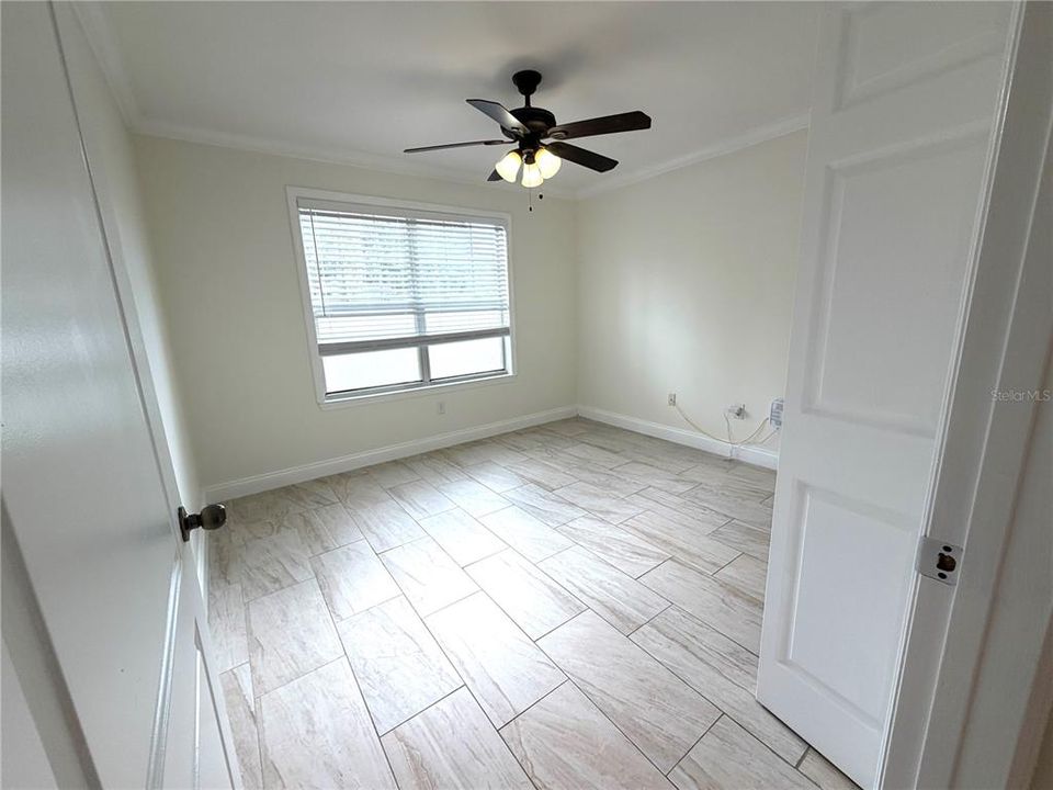 For Rent: $1,500 (2 beds, 1 baths, 1271 Square Feet)