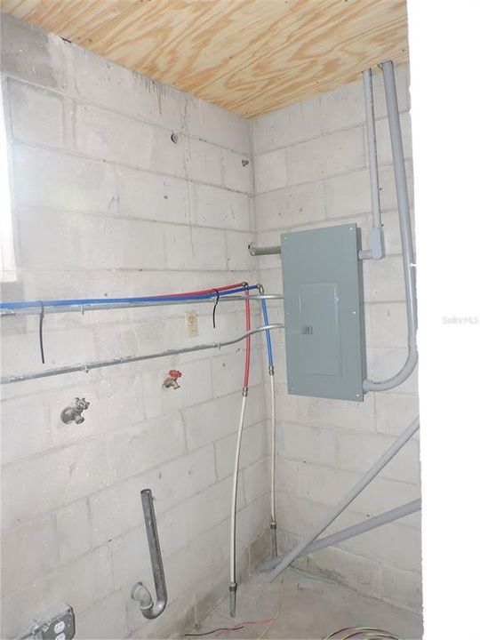 На продажу: $187,000 (3 спален, 1 ванн, 1072 Квадратных фут)