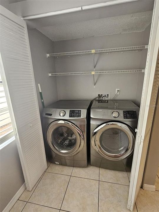 В аренду: $2,800 (3 спален, 2 ванн, 1413 Квадратных фут)