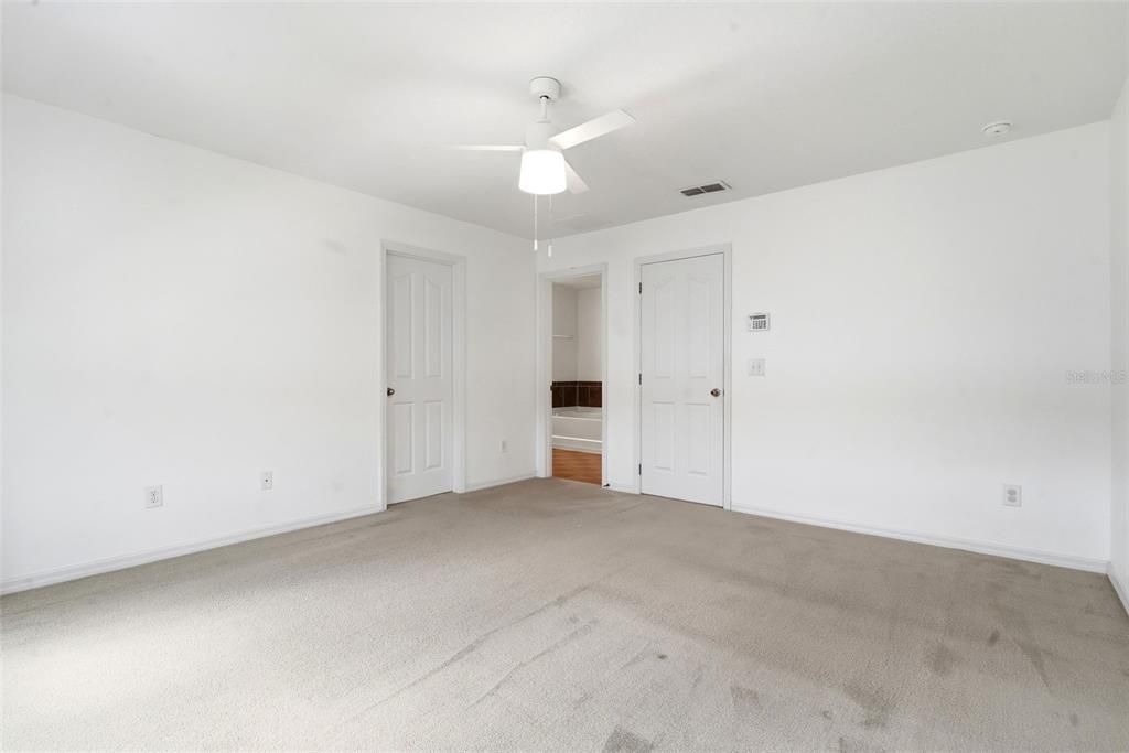 En Venta: $319,900 (3 camas, 2 baños, 1781 Pies cuadrados)