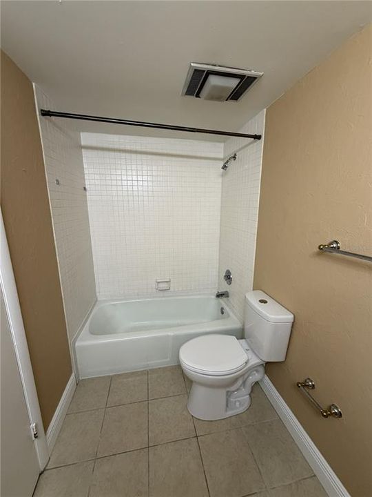 For Rent: $2,000 (2 beds, 2 baths, 1142 Square Feet)