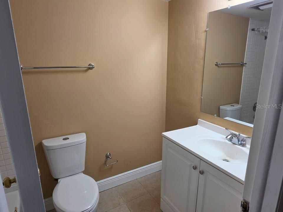 For Rent: $2,000 (2 beds, 2 baths, 1142 Square Feet)