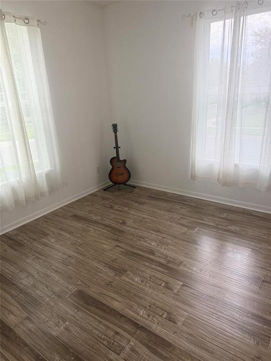 На продажу: $549,000 (3 спален, 2 ванн, 2004 Квадратных фут)