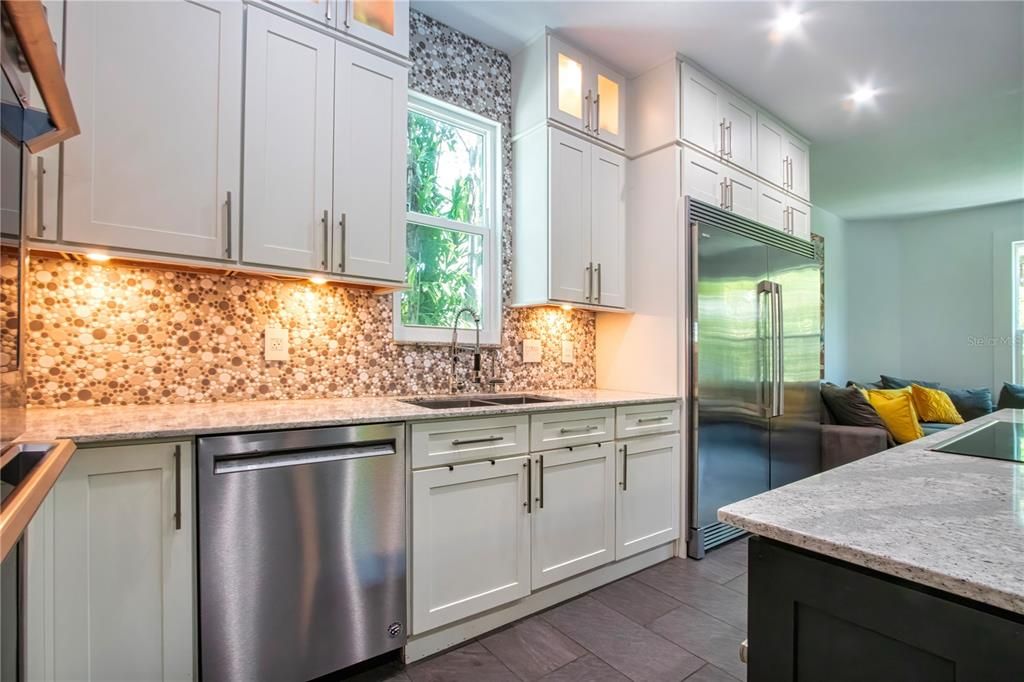 For Sale: $2,185,000 (4 beds, 3 baths, 2758 Square Feet)
